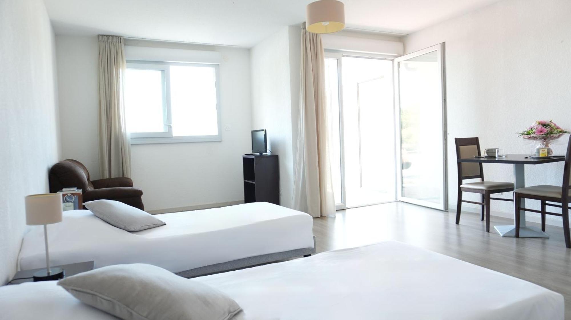 Zenao Appart'Hotel Yzeure Экстерьер фото