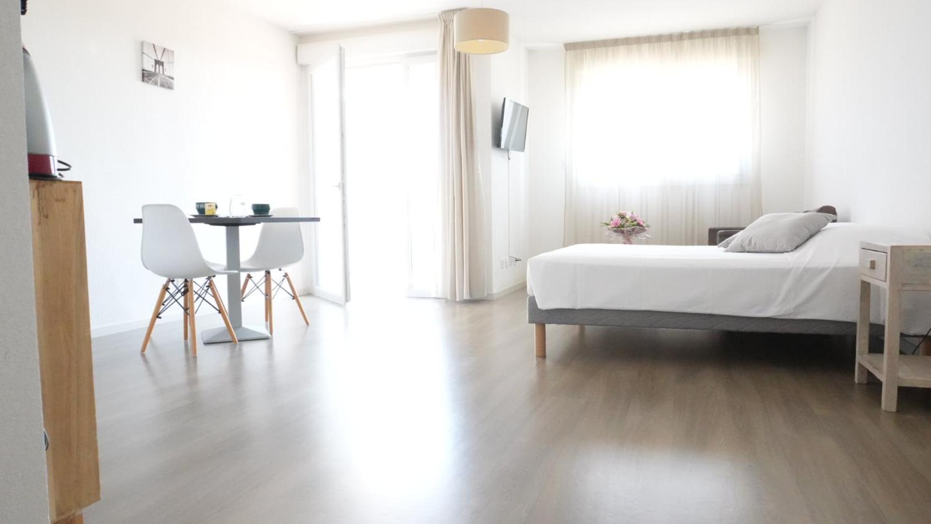 Zenao Appart'Hotel Yzeure Экстерьер фото