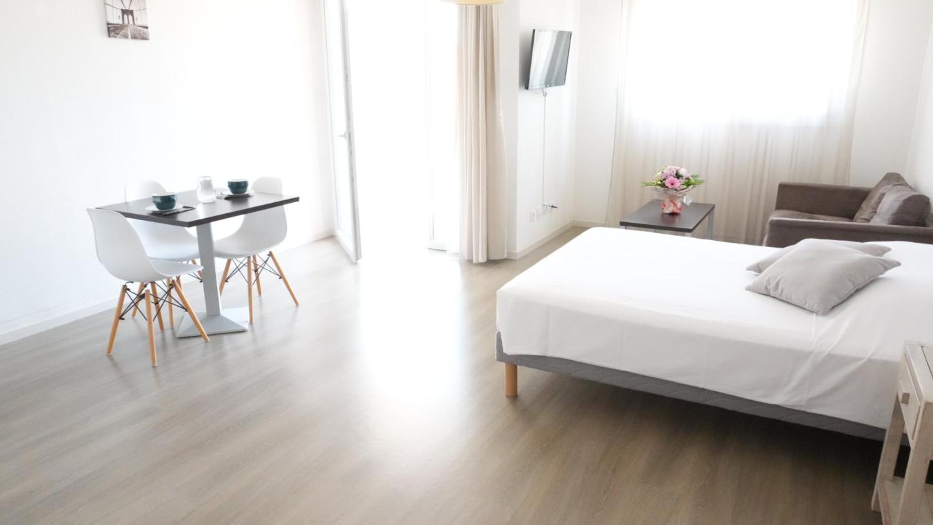 Zenao Appart'Hotel Yzeure Экстерьер фото