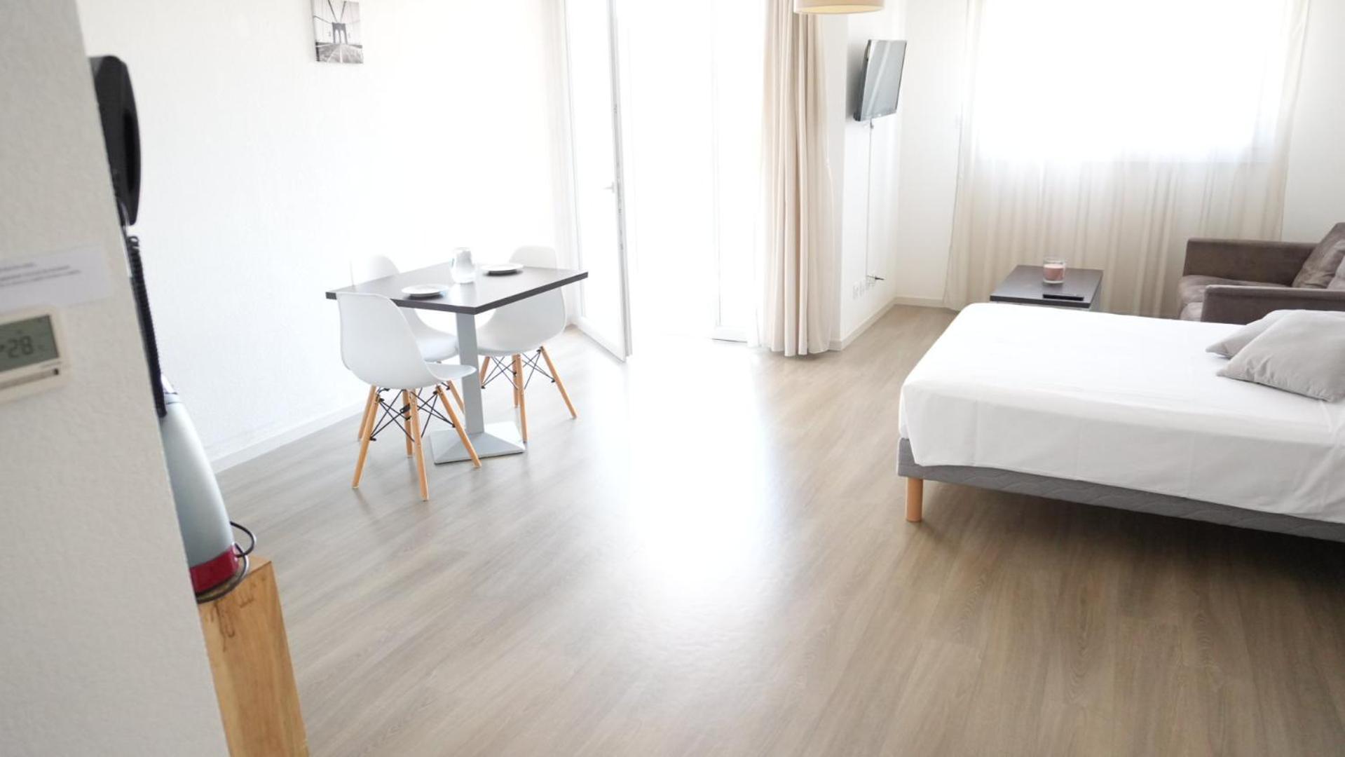 Zenao Appart'Hotel Yzeure Экстерьер фото